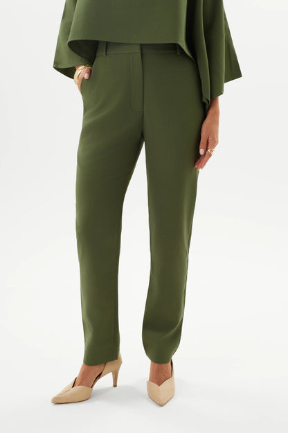 Calça de Alfaiataria Reta Leve | Alva & Co.